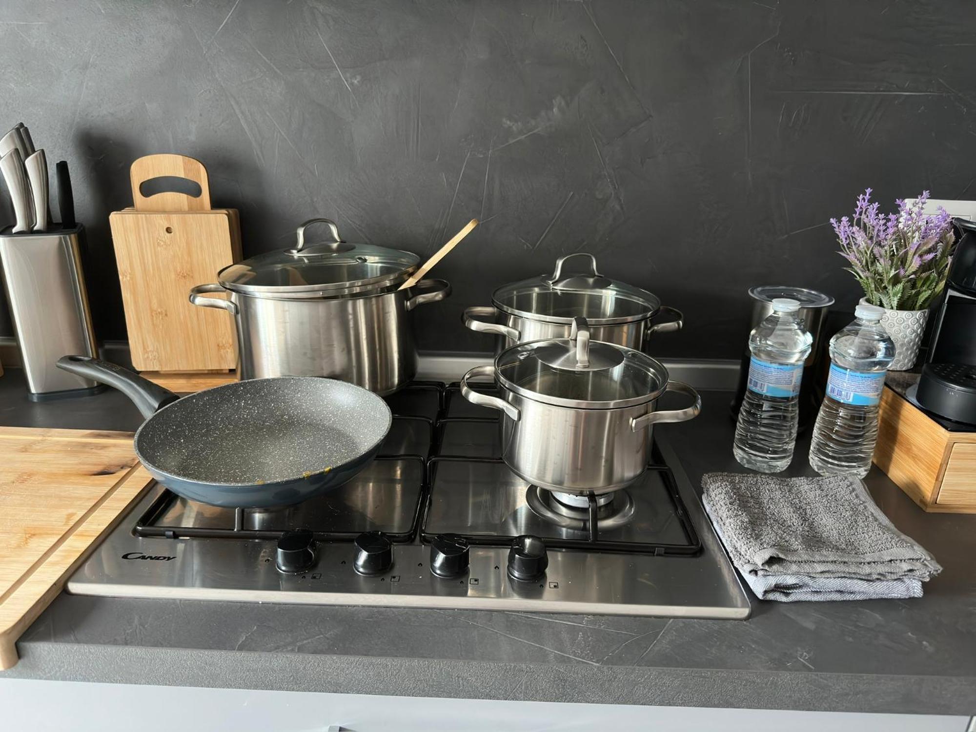 Casa Di Afi, Perfect For 4 - Kitchen - Parking - Netflix Apartment อาโรนา ภายนอก รูปภาพ